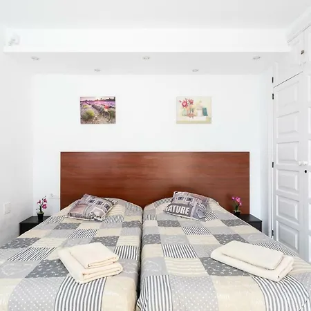 Compostela Apartment *